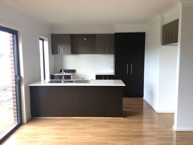 64 Gatestone Road, Epping VIC 3076