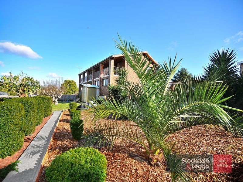 12 Homestead Place, Mill Park VIC 3082