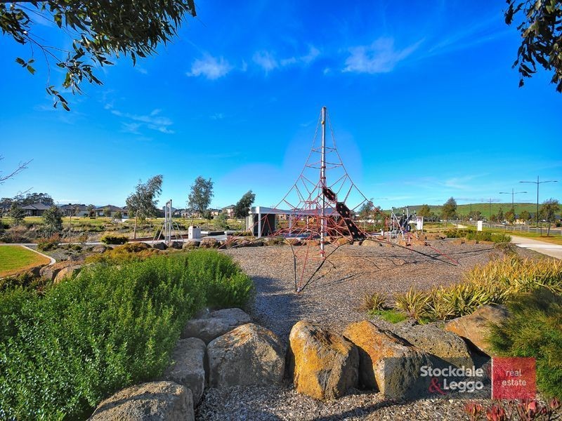 13 Saltlake Boulevard, Wollert VIC 3750