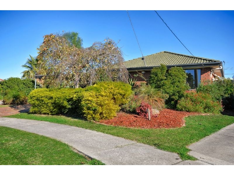 8 Trotting Place, Epping VIC 3076