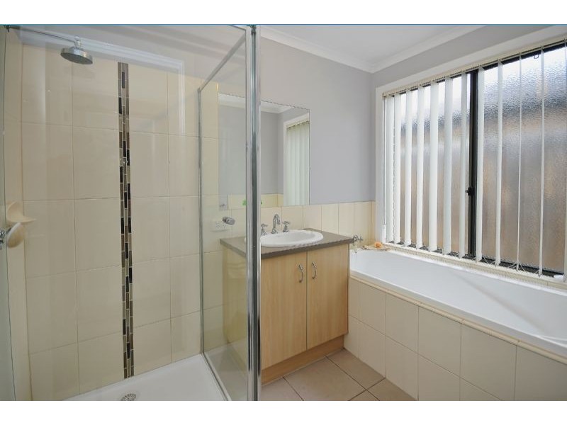 15 Glory Street, South Morang VIC 3752