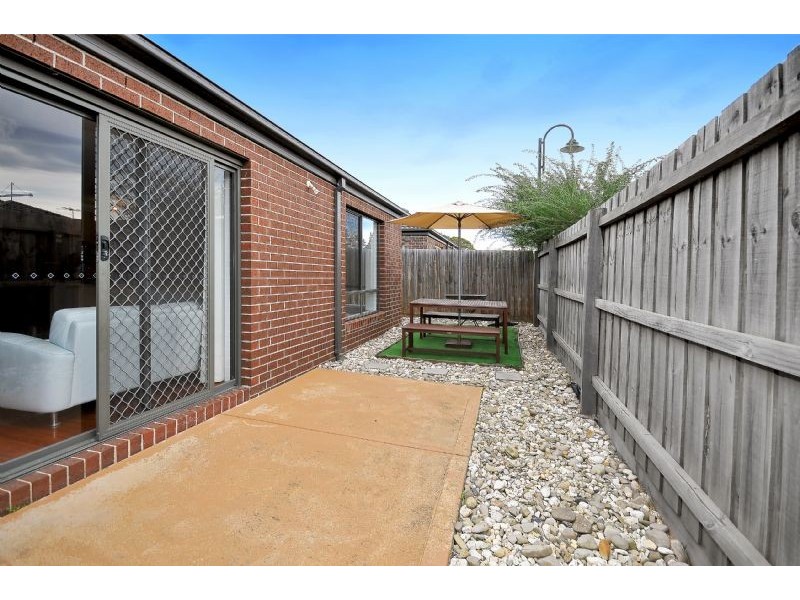 15 Glory Street, South Morang VIC 3752