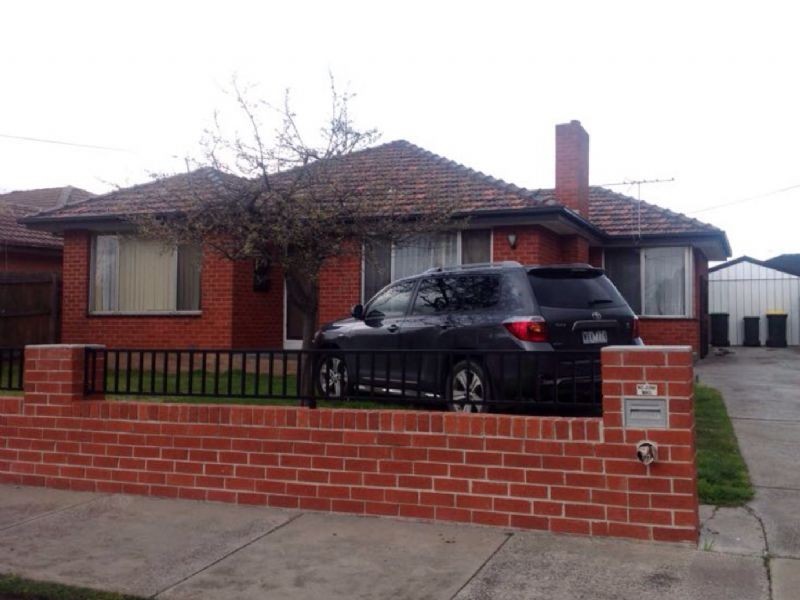 37 Bates Avenue, Thomastown VIC 3074