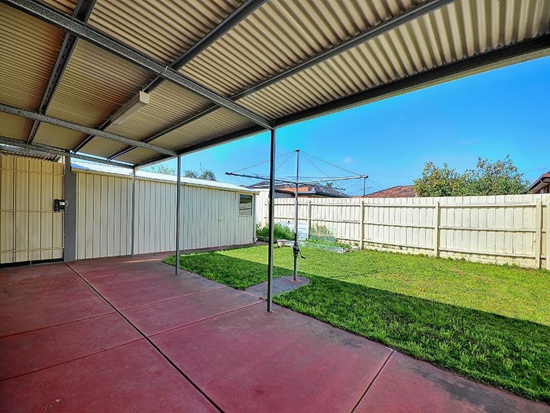 21 Kathryn Avenue, Lalor VIC 3075
