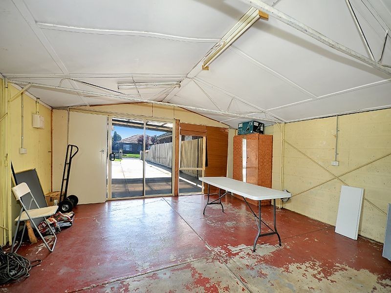 21 Kathryn Avenue, Lalor VIC 3075