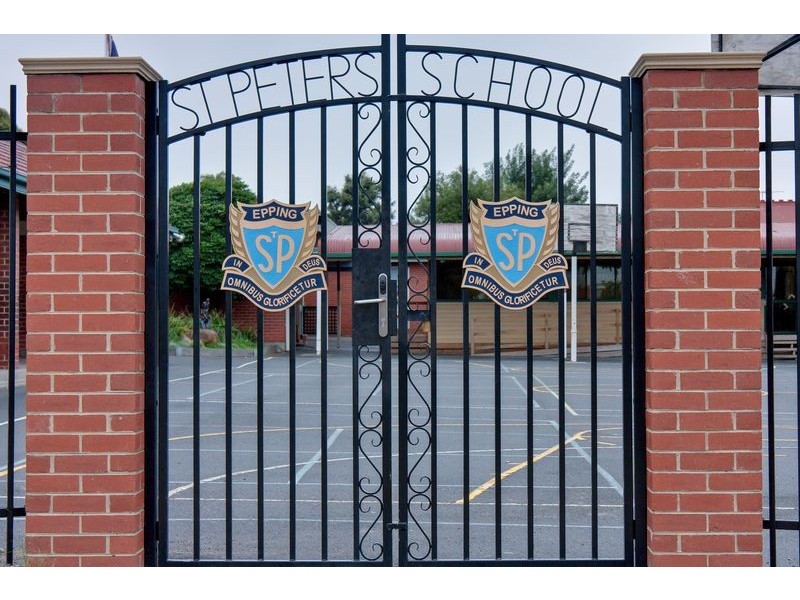 Dwelling 4 Wuchatsch Avenue, Epping VIC 3076