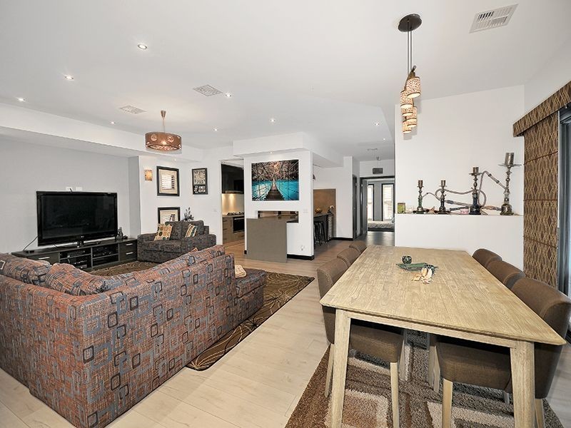 16 Jackaroo Street, Mernda VIC 3754