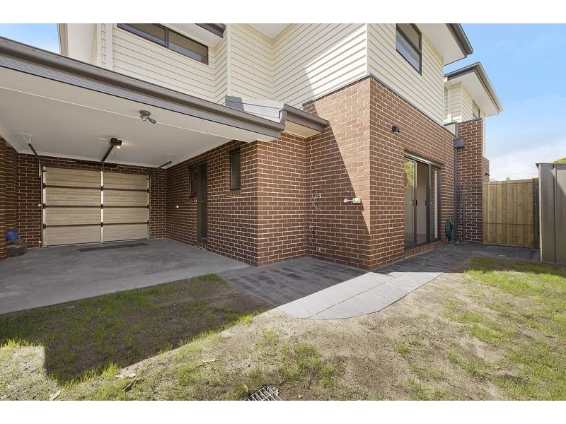 a/213 Hilton Street, Glenroy VIC 3046