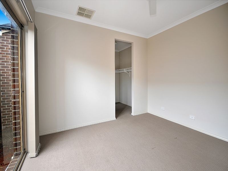 12 Broadleaf Drive, Epping VIC 3076