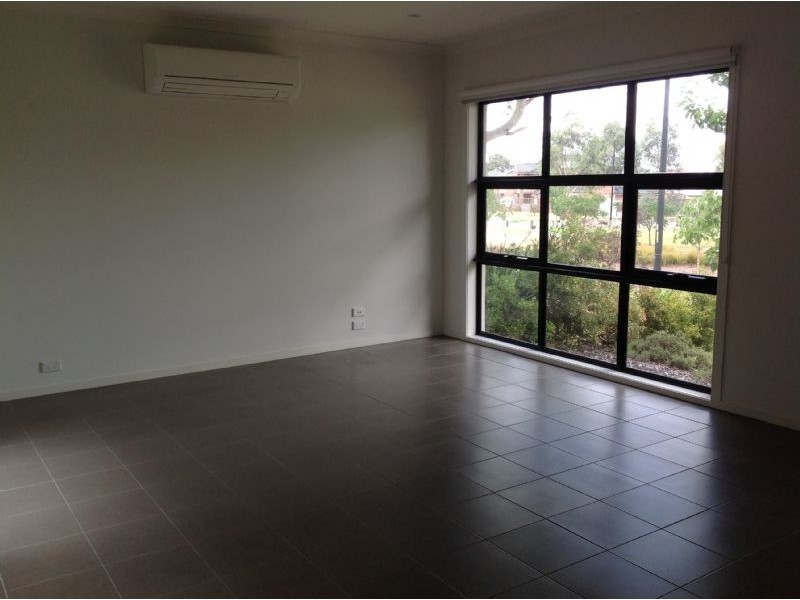 11 Conservation Walk, Epping VIC 3076