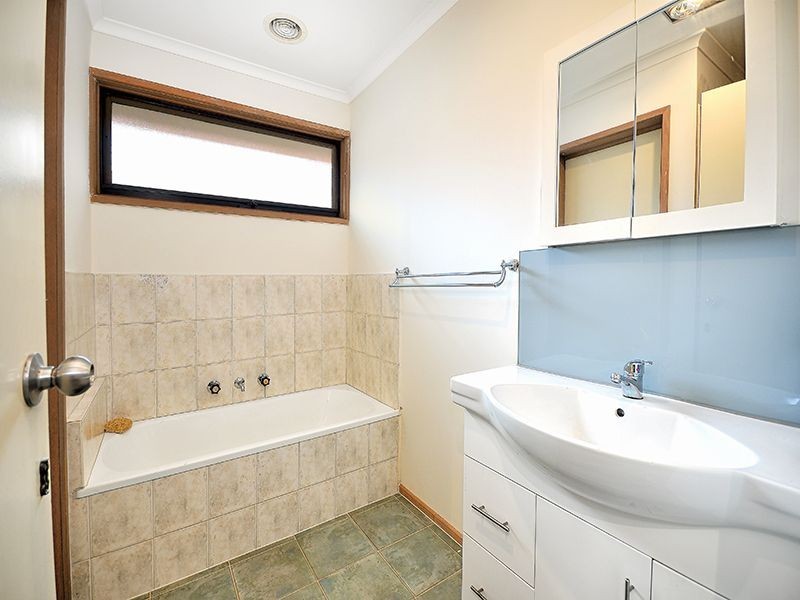 2 Greenglade Court, Epping VIC 3076