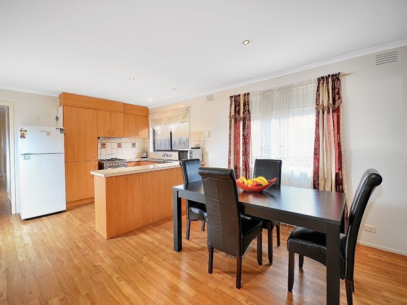 75 Peppercorn Parade, Epping VIC 3076