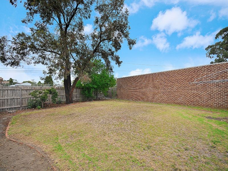 75 Peppercorn Parade, Epping VIC 3076