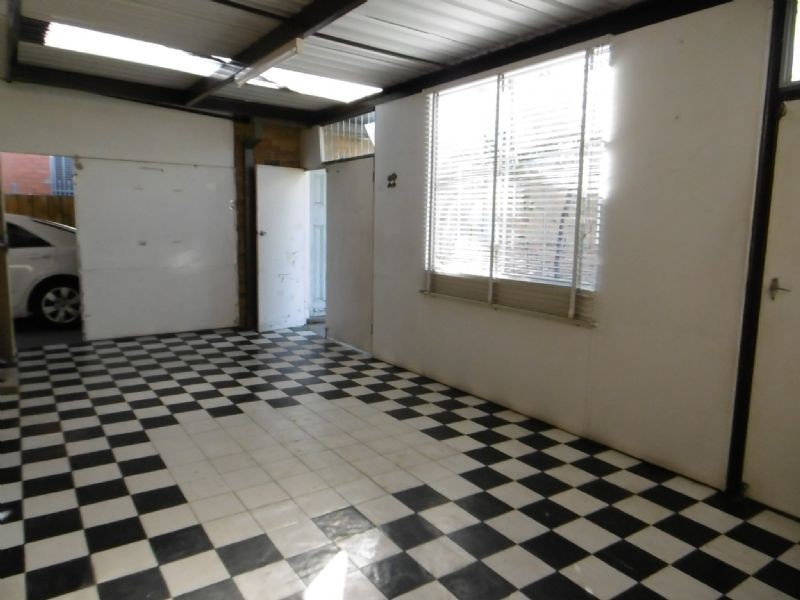 38 Alexander Avenue, Thomastown VIC 3074