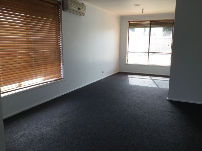 5 St Austell Court, Craigieburn VIC 3064