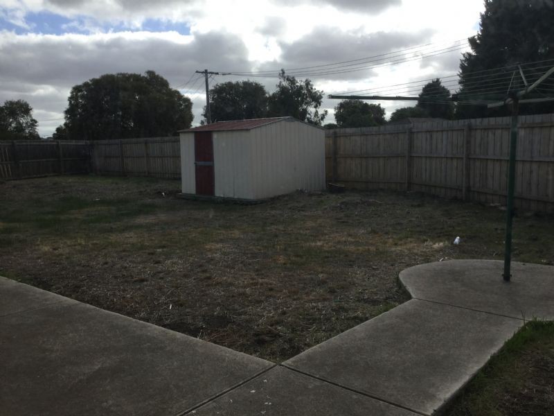 5 St Austell Court, Craigieburn VIC 3064