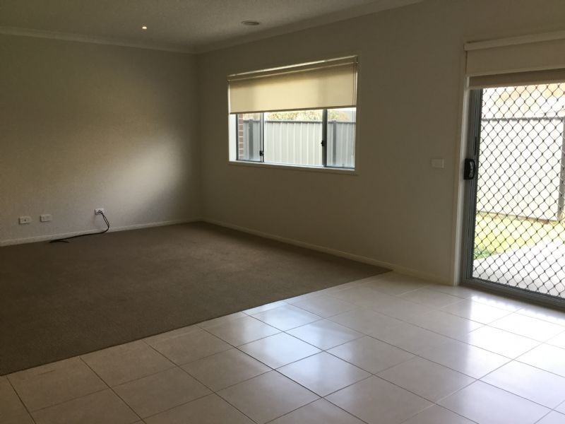 11 Dunedin Street, Mernda VIC 3754