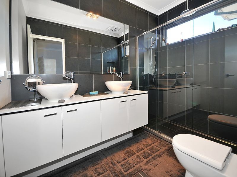 6 Castlehill Street, Lalor VIC 3075