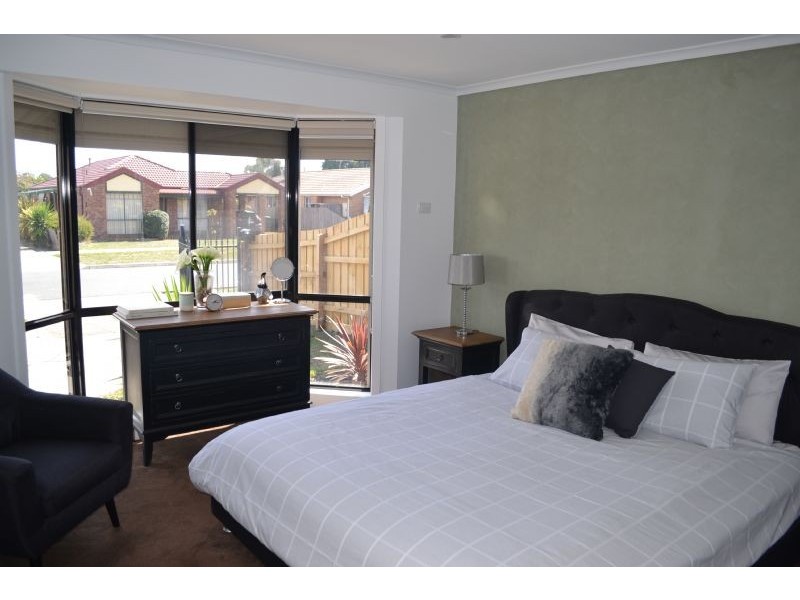 14 Gibbons Drive, Epping VIC 3076