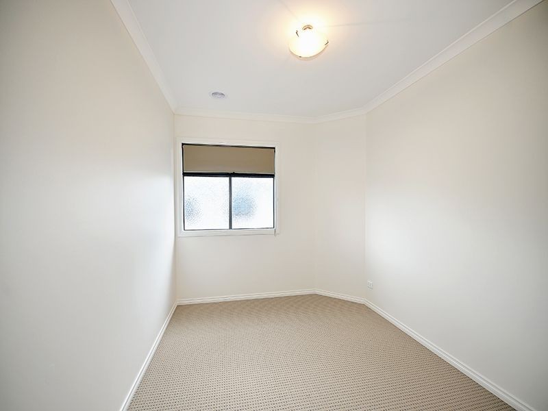 14 Riverside Drive, South Morang VIC 3752