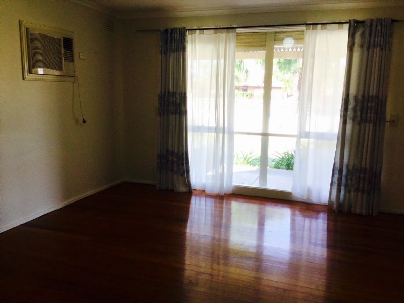 21 Maywood Drive, Epping VIC 3076