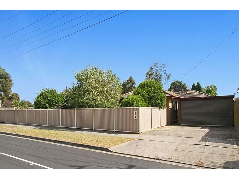 63 Huskisson Avenue, Lalor VIC 3075