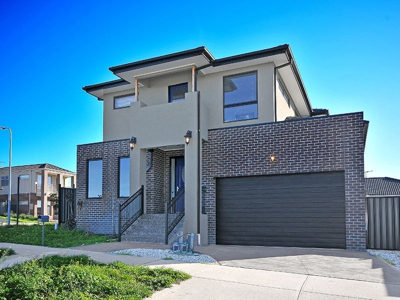 8 Weerona Parkway, Wollert VIC 3750