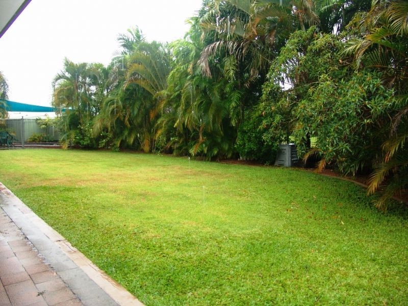 Rosebery NT 0832