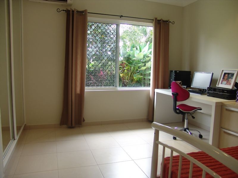 Rosebery NT 0832