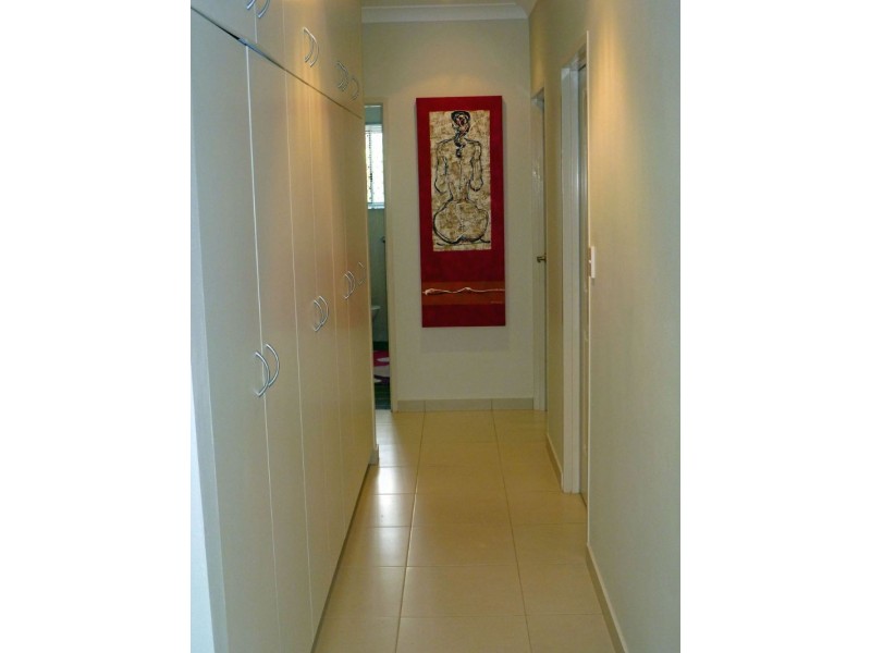 Rosebery NT 0832