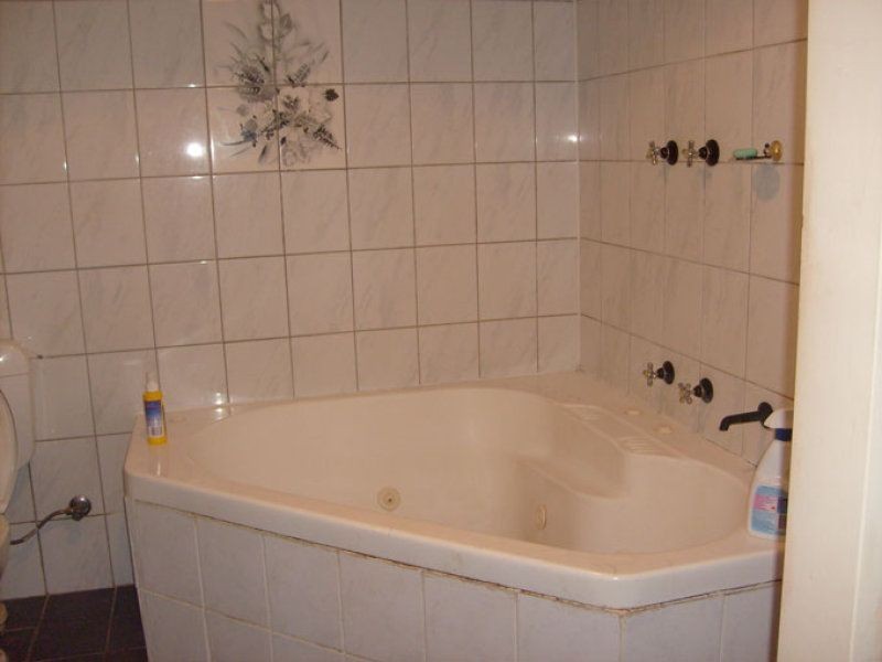 Rosebery NT 0832