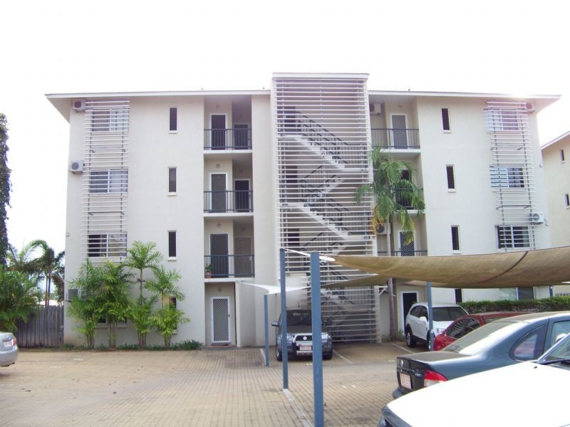 Coconut Grove NT 0810