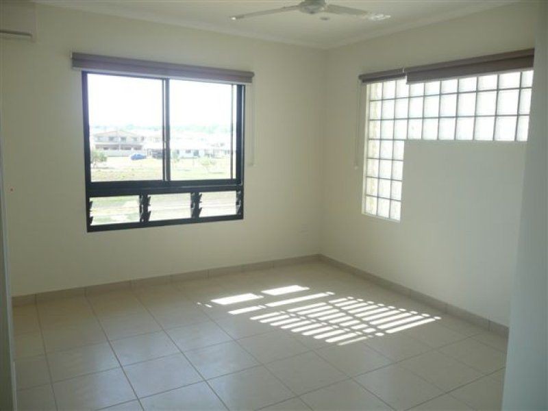 Rosebery NT 0832