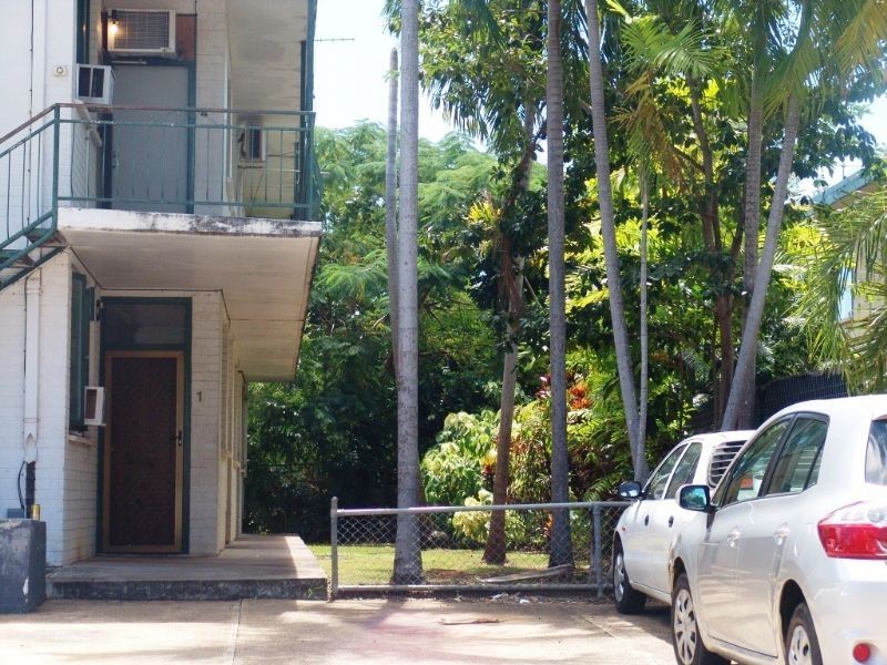 Coconut Grove NT 0810