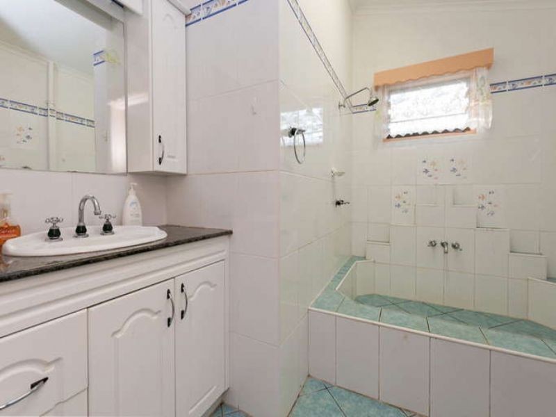 11 Fountain St, Anula NT 0812