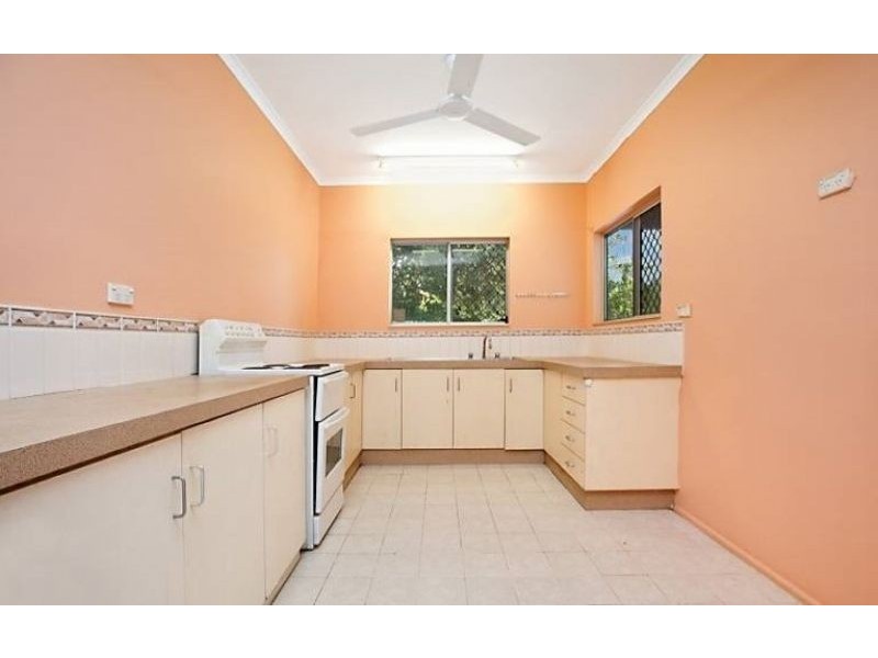 4 Cobham Court, Moulden NT 0830