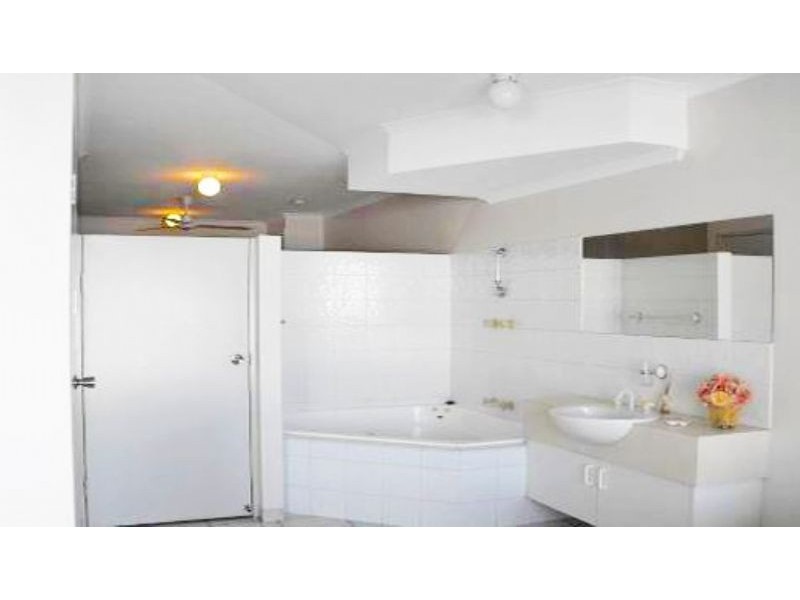 90/21 Cavenagh Street, Darwin NT 0800