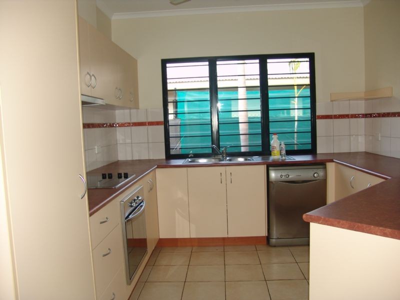 10 Gosse, Gunn NT 0832
