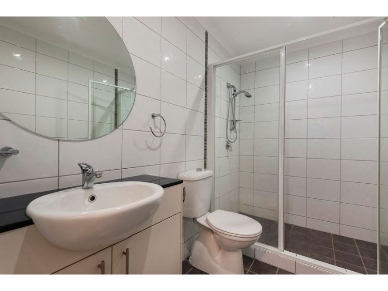 11/3 Manila Pl, Woolner NT 0820