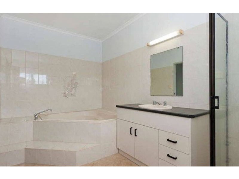 92 Cullen bay Cres, Larrakeyah NT 0820