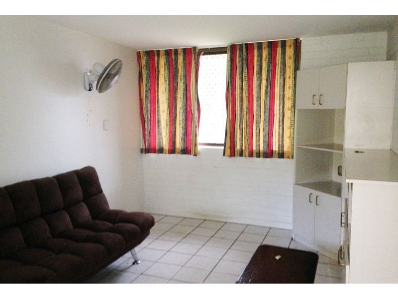 2/79 Mitchell Street, Darwin NT 0800
