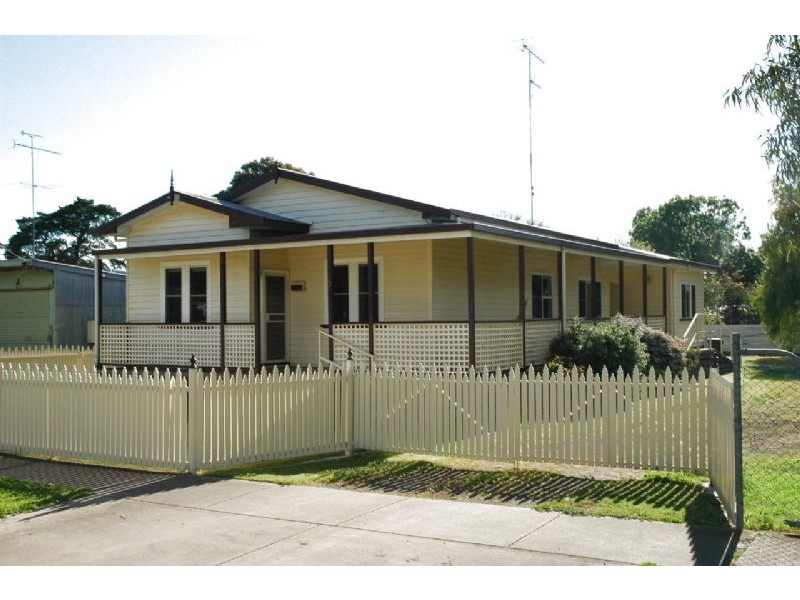 9 Dundas Street, Inverleigh VIC 3321
