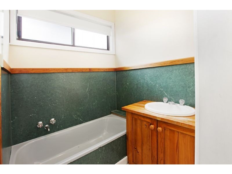 9 Dundas Street, Inverleigh VIC 3321