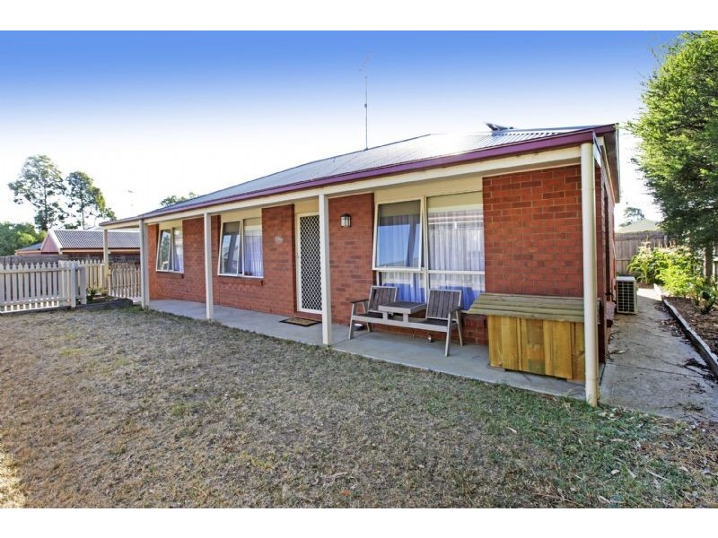 2/14 Milton Street, Bannockburn VIC 3331