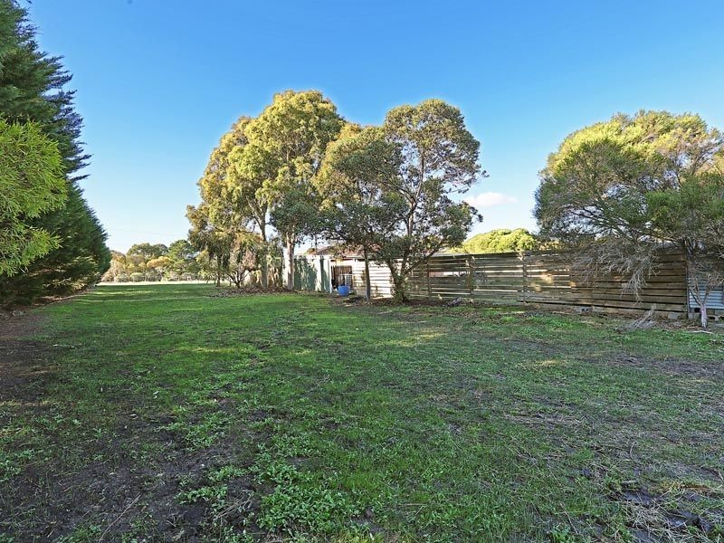 77 Knights Park Crescent, Bannockburn VIC 3331