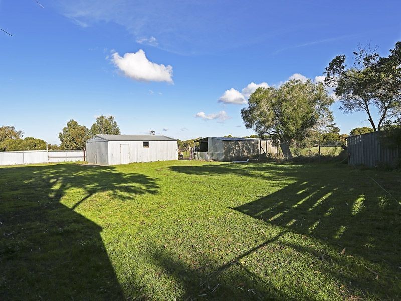 77 Knights Park Crescent, Bannockburn VIC 3331