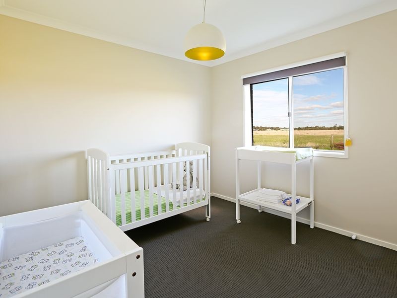 84 Lomandra Drive, Teesdale VIC 3328