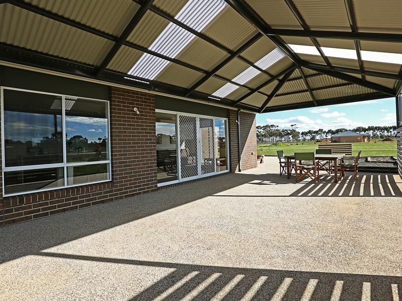 84 Lomandra Drive, Teesdale VIC 3328