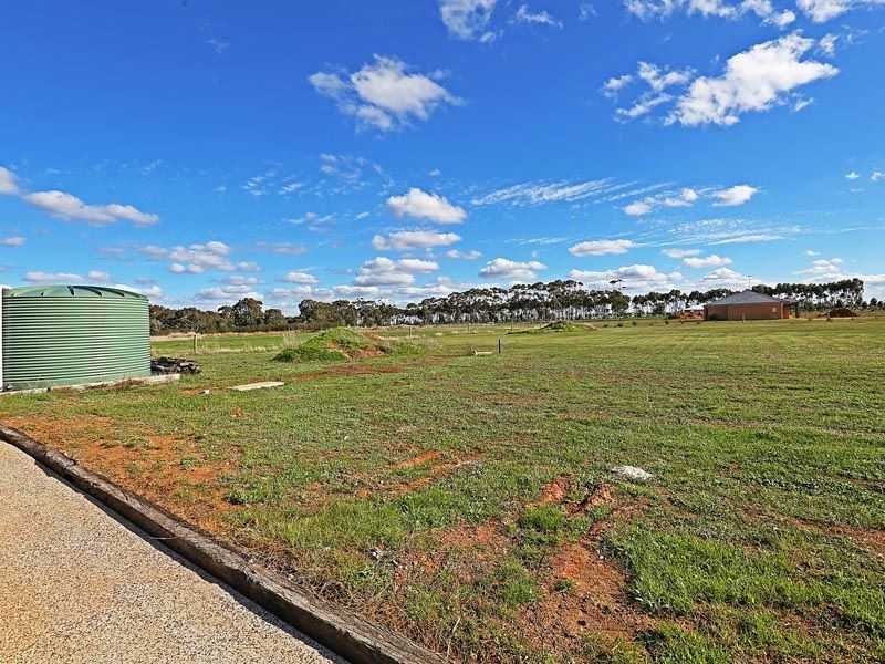 84 Lomandra Drive, Teesdale VIC 3328