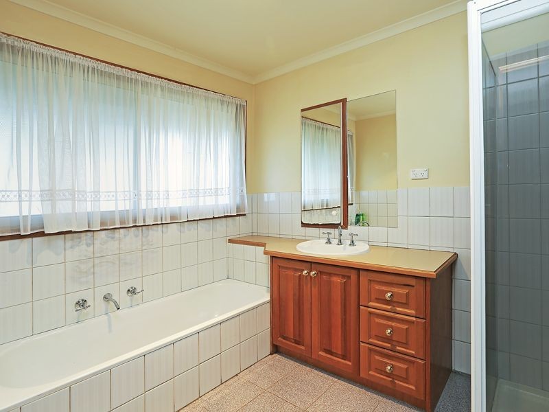 432 Elaine-Morrisons Road, Morrisons VIC 3334